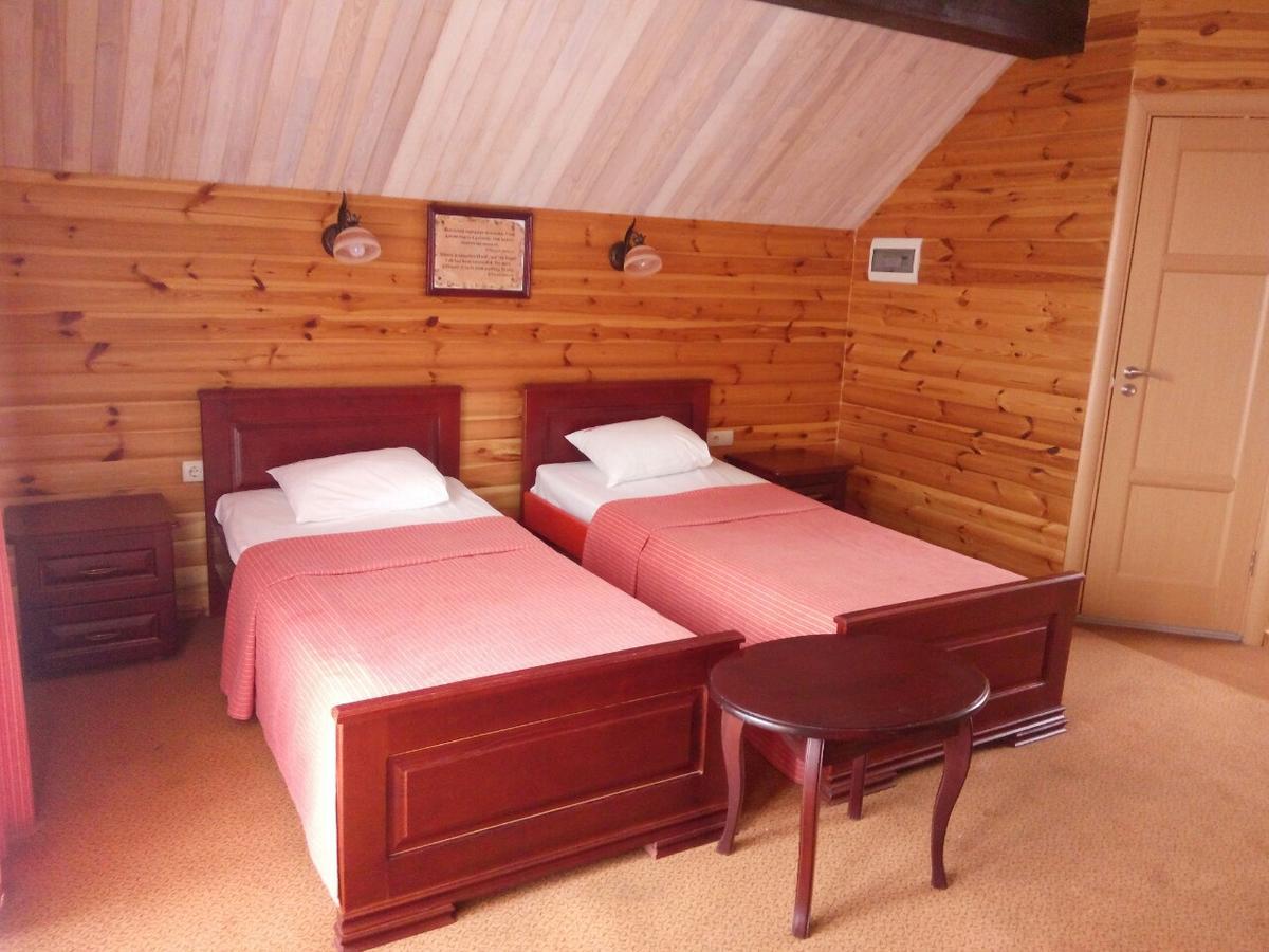 Chervona Kalina Otel Kiev Dış mekan fotoğraf