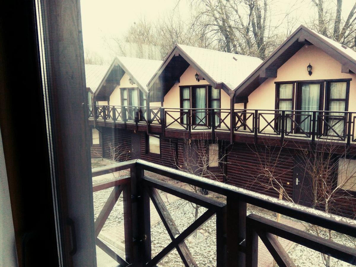 Chervona Kalina Otel Kiev Dış mekan fotoğraf